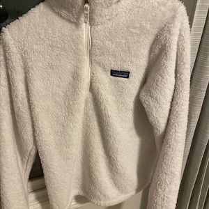 Patagonia Los Gatos - size medium - white (worn twice)